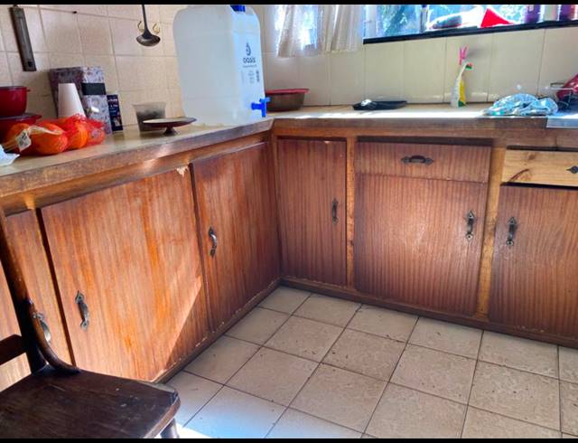 3 BEDROOM HOUSE FOR SALE IN FLORA PARK
